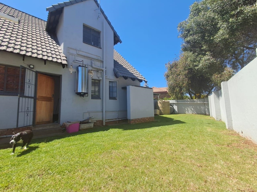 3 Bedroom Property for Sale in Roylglen Northern Cape